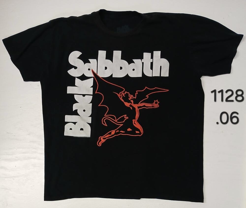 Black Sabbath (XL) Black Vintage Heavy Metal Band TShirt